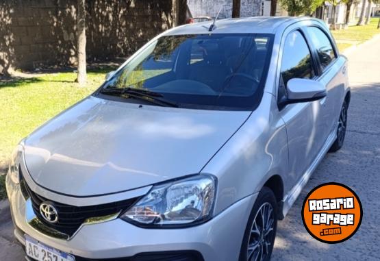 Autos - Toyota ETIOS 2018 Nafta 101000Km - En Venta
