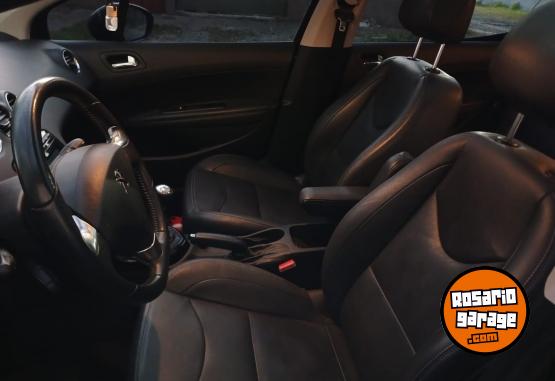 Autos - Peugeot 308 Feline 2016 Diesel 146000Km - En Venta