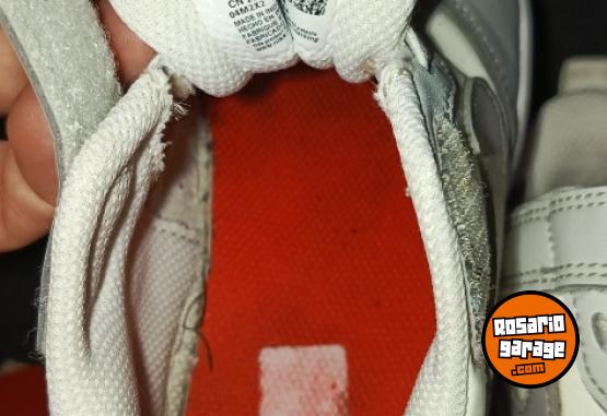 Indumentaria - Vendo Zapatillas - En Venta