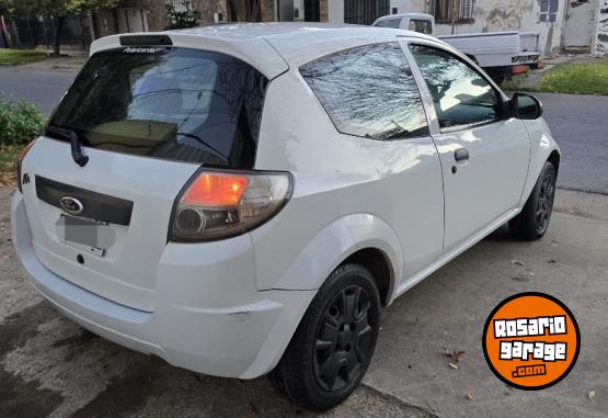 Autos - Ford Ka 2014 GNC 180000Km - En Venta