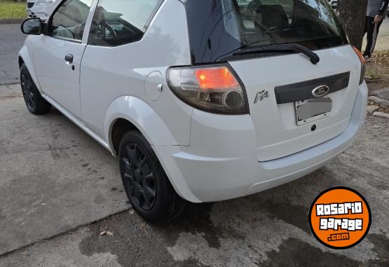 Autos - Ford Ka 2014 GNC 180000Km - En Venta