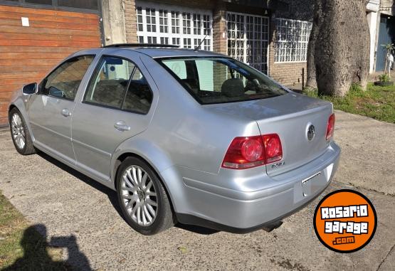 Autos - Volkswagen Bora 2010 Nafta 142000Km - En Venta