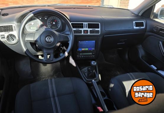 Autos - Volkswagen Bora 2010 Nafta 142000Km - En Venta