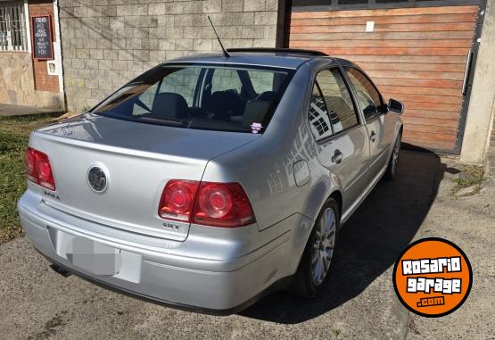 Autos - Volkswagen Bora 2010 Nafta 142000Km - En Venta