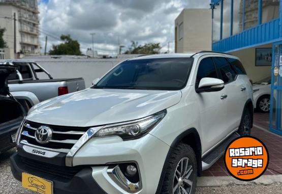 Camionetas - Toyota SW4 Tdi SRX siete asiento 2017 Diesel - En Venta