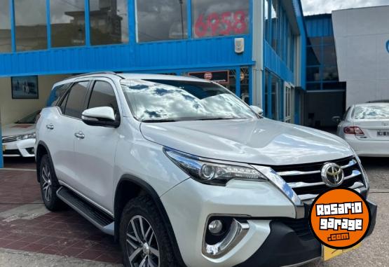 Camionetas - Toyota SW4 Tdi SRX siete asiento 2017 Diesel - En Venta