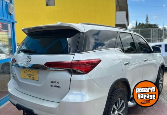 Camionetas - Toyota SW4 Tdi SRX siete asiento 2017 Diesel - En Venta
