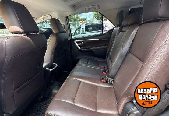 Camionetas - Toyota SW4 Tdi SRX siete asiento 2017 Diesel - En Venta