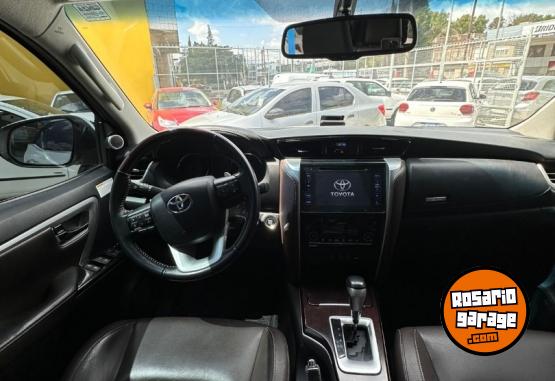 Camionetas - Toyota SW4 Tdi SRX siete asiento 2017 Diesel - En Venta