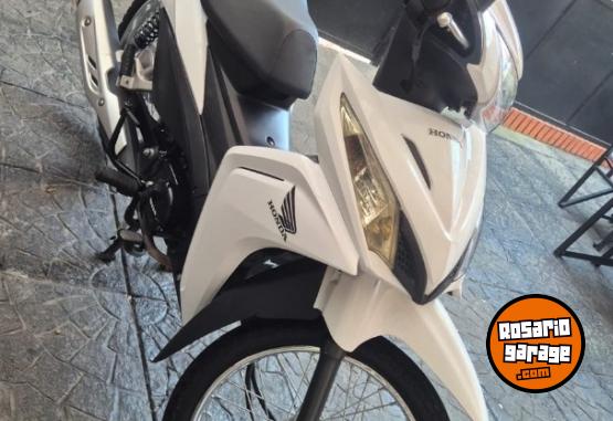 Motos - Honda Wave 2024 Nafta 5000Km - En Venta