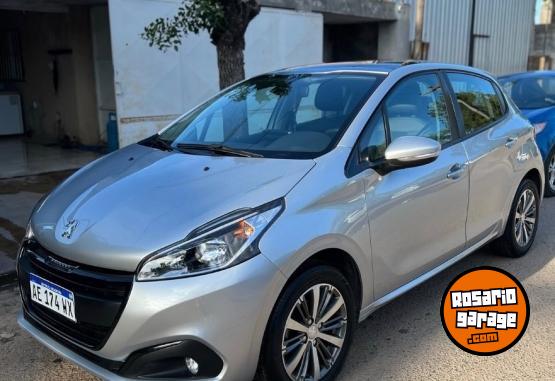 Autos - Peugeot 208 feline 2020 Nafta 66000Km - En Venta