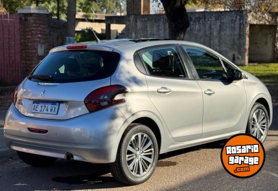 Autos - Peugeot 208 feline 2020 Nafta 66000Km - En Venta