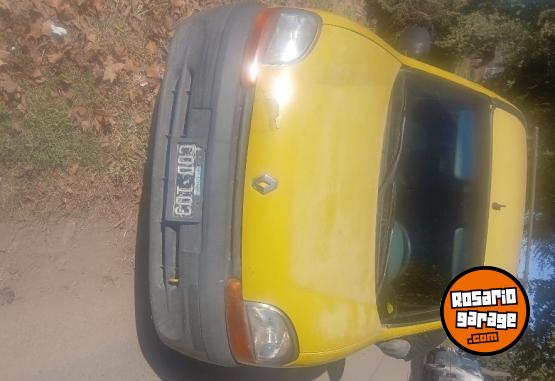 Utilitarios - Renault Kangoo 1999 Nafta 350000Km - En Venta