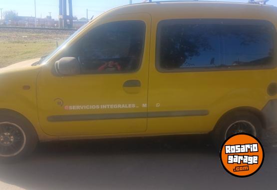 Utilitarios - Renault Kangoo 1999 Nafta 350000Km - En Venta
