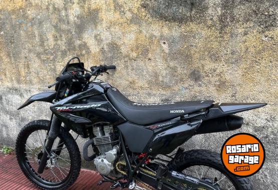 Motos - Honda Tornado 2011 Nafta 31000Km - En Venta