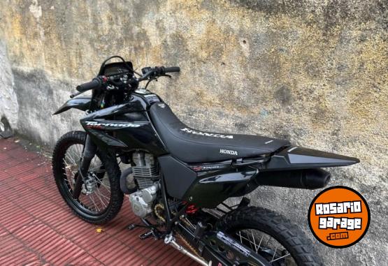 Motos - Honda Tornado 2011 Nafta 31000Km - En Venta