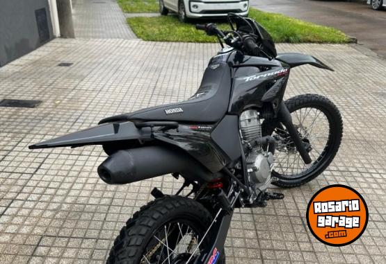 Motos - Honda Tornado 2011 Nafta 31000Km - En Venta