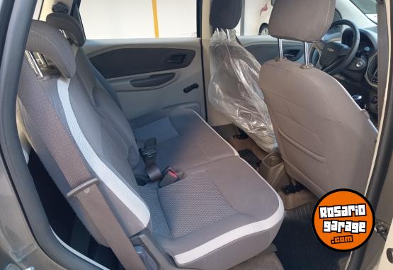 Autos - Chevrolet SPIN LT 2013 GNC 137000Km - En Venta