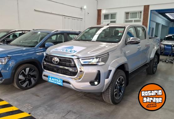 Camionetas - Toyota Hilux SRX 4X4 2026 Diesel 0Km - En Venta
