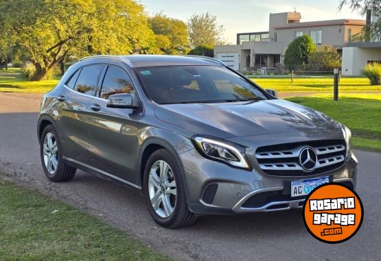 Autos - Mercedes Benz GLA 200 URBAN 1.6 2018 Nafta 155000Km - En Venta