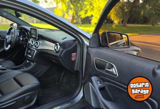 Autos - Mercedes Benz GLA 200 URBAN 1.6 2018 Nafta 155000Km - En Venta