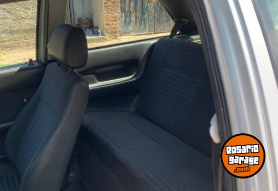 Autos - Volkswagen Gol 2005 Nafta 214000Km - En Venta