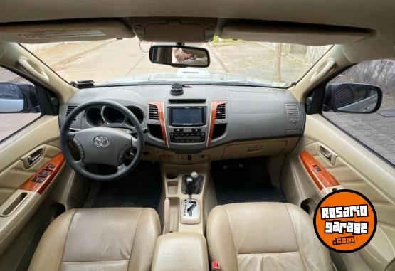 Camionetas - Toyota Hilux sw4 2009 Diesel 325000Km - En Venta