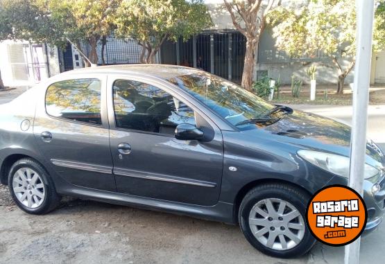 Autos - Peugeot 207 compat 2012 Nafta 156000Km - En Venta