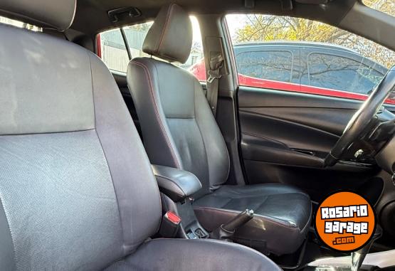 Autos - Toyota Yaris S 2021 Nafta 102500Km - En Venta