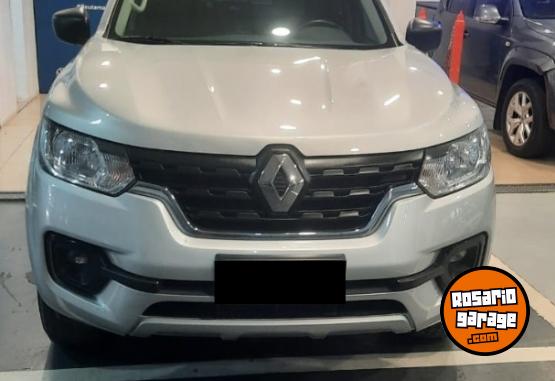 Camionetas - Renault ALASKAN EMOTION 4X4 MT 2022 Diesel 40000Km - En Venta