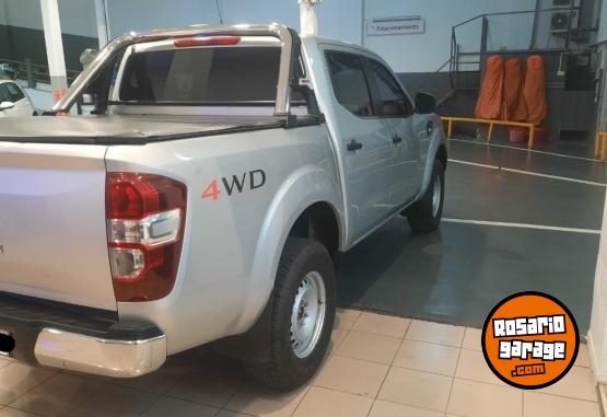 Camionetas - Renault ALASKAN EMOTION 4X4 MT 2022 Diesel 40000Km - En Venta