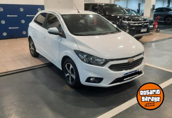 Autos - Chevrolet ONIX LTZ AT 2017 Nafta 61000Km - En Venta