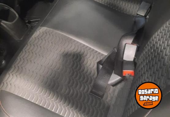 Autos - Chevrolet ONIX LTZ AT 2017 Nafta 61000Km - En Venta