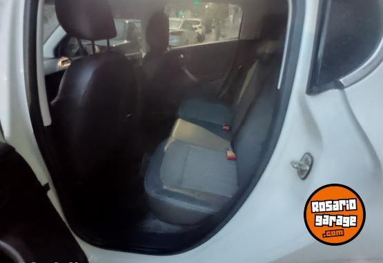 Autos - Peugeot 208 2017 Nafta 87000Km - En Venta