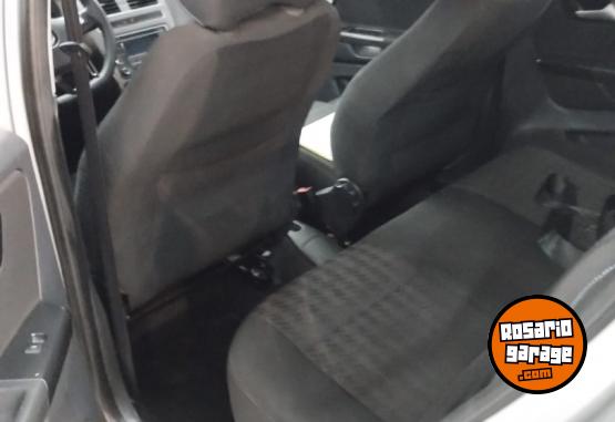Autos - Volkswagen FOX 1.6 COMFORTLINE 2017 Nafta 82000Km - En Venta