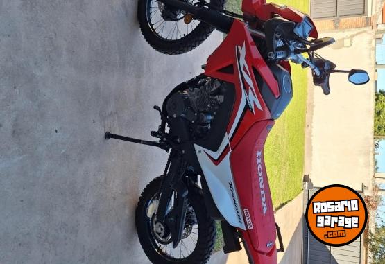 Motos - Honda Tornado 300 2025 Nafta 1600Km - En Venta