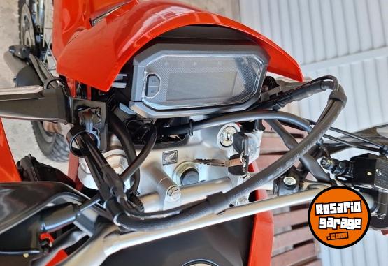 Motos - Honda Tornado 300 2025 Nafta 1600Km - En Venta