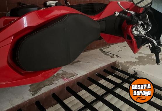 Motos - Honda Pcx 2017 Nafta 32000Km - En Venta