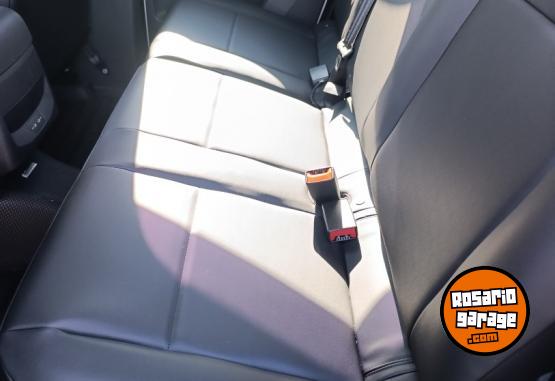 Camionetas - Volkswagen AMAROK TRENDLINE MT 2025 Diesel 1500Km - En Venta