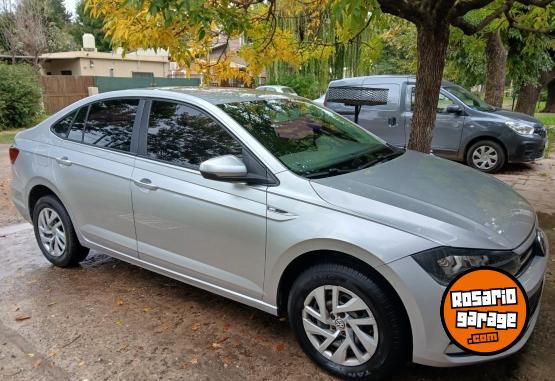 Autos - Volkswagen Virtus 2018 Nafta 155000Km - En Venta