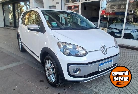Autos - Volkswagen Up Cross 2017 Nafta 120000Km - En Venta