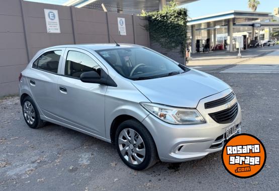 Autos - Chevrolet Onix LT 2015 Nafta 106000Km - En Venta
