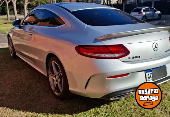Autos - Mercedes Benz C 300 2018 Nafta 25400Km - En Venta