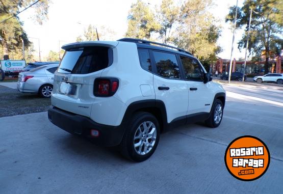 Camionetas - Jeep renegade sport 1.8 2018 Nafta 94000Km - En Venta
