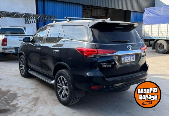 Camionetas - Toyota SW4 SRX 2018 Diesel 97000Km - En Venta