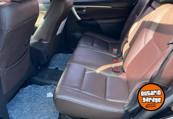 Camionetas - Toyota SW4 SRX 2018 Diesel 97000Km - En Venta