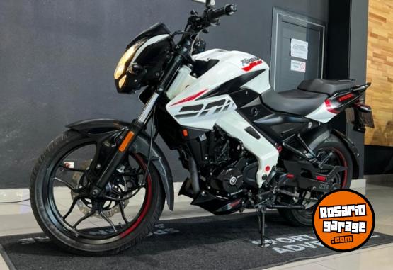 Motos - Bajaj ROWSER NS 200 2023 Nafta 12800Km - En Venta