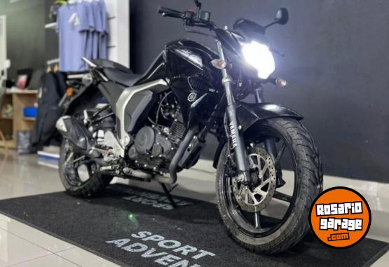 Motos - Yamaha FZ FI 2021 Nafta 10800Km - En Venta
