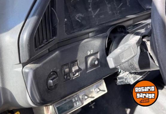 Camiones y Gr�as - Ford 4000 1994 - En Venta