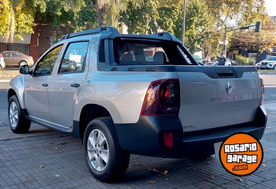 Camionetas - Renault Duster Oroch 2018 Nafta 186000Km - En Venta